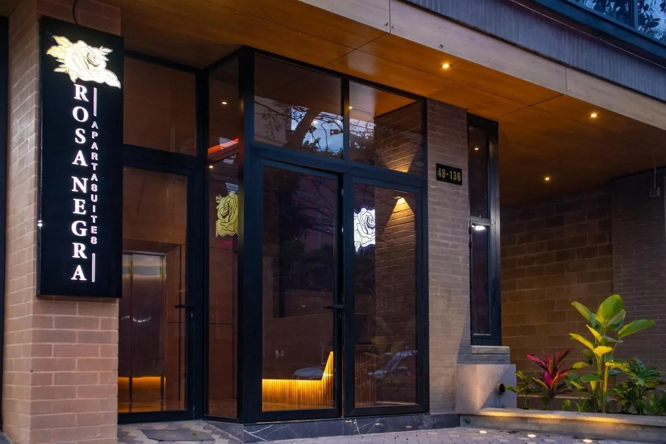 Charming Aparta-Suite Stadio Rosa Negra Retreat Medellín Colombia